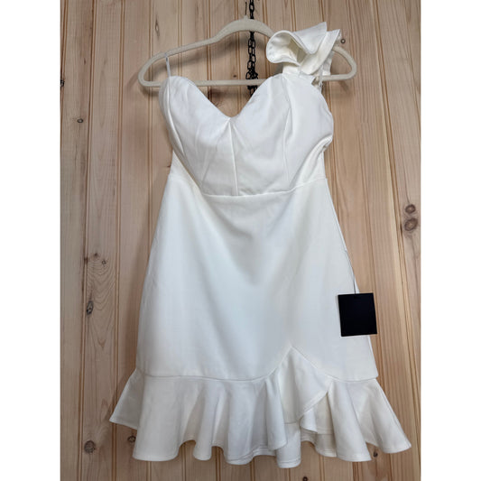 WT Lulus Captivate Me White One-Shoulder Ruffled Trumpet Mini Dress Bride Medium